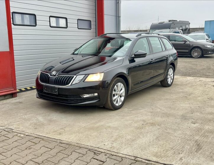 Škoda Octavia Kombi 2,0 l 110 kw