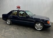 Mercedes-Benz 124 11