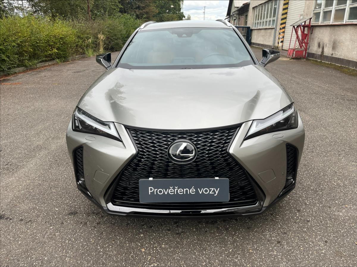 Lexus UX 250h