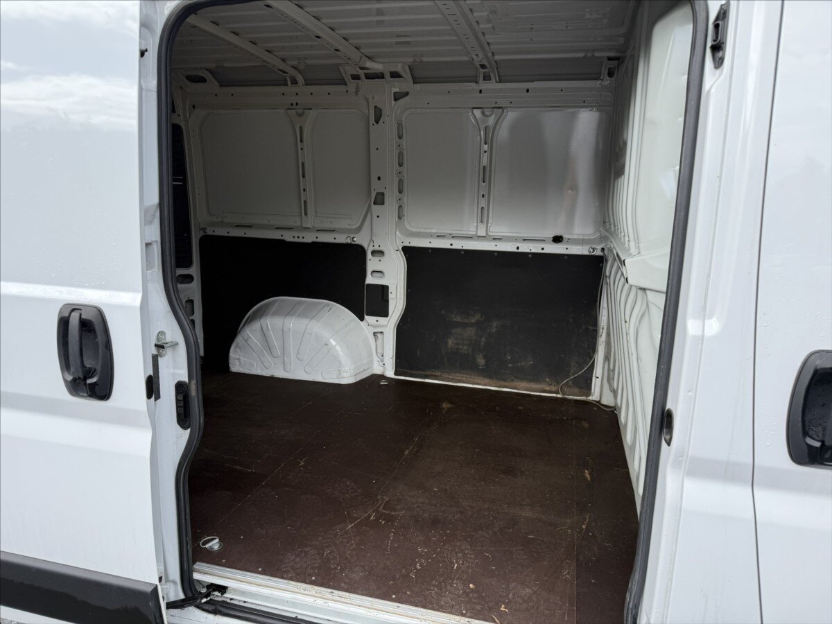 Peugeot Boxer Skříň 2,2 l 103 kw