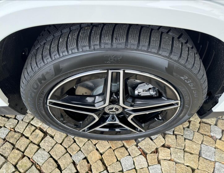 Mercedes-Benz GLA SUV / Terénní 2,0 l 110 kw