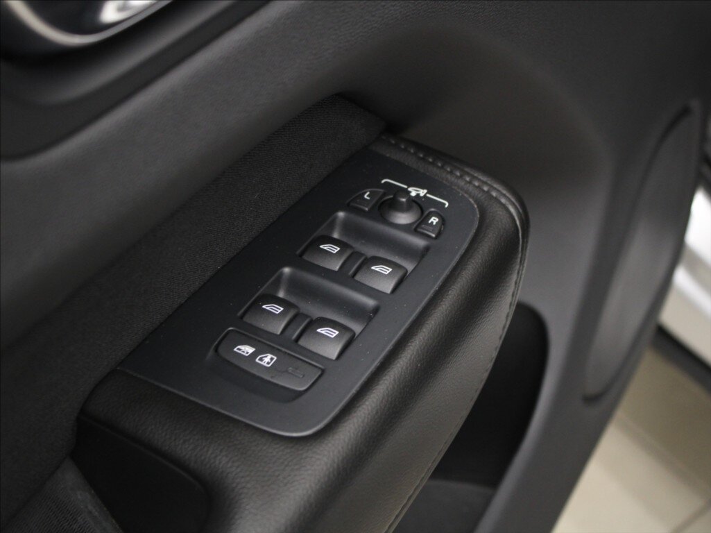 Volvo XC60 SUV 2,0 l 184 kw