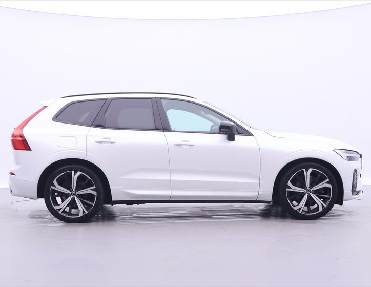 Volvo XC60 SUV / Terénní 2,0 l 173 kw