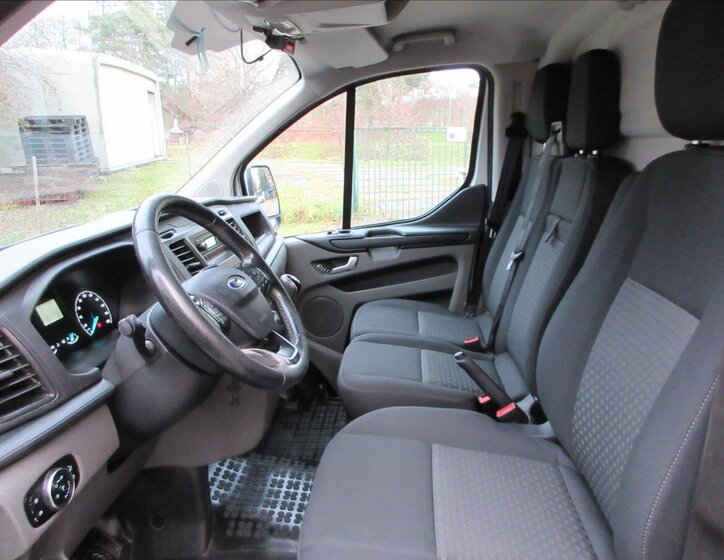 Ford Transit 11