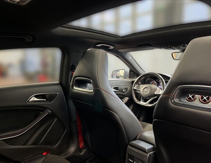 Mercedes-Benz CLA 22