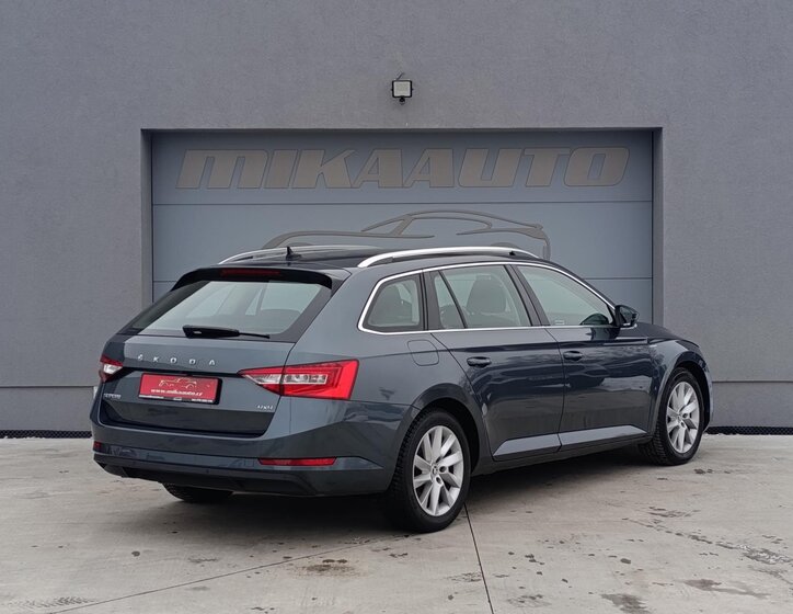 Škoda Superb Kombi 2,0 l 147 kw