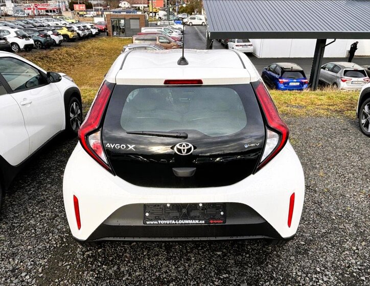 Toyota Aygo Hatchback 1,5 l 85 kw