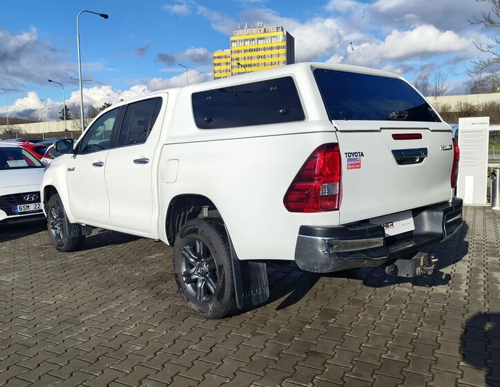 Toyota Hilux Pick-up 2,8 l 150 kw