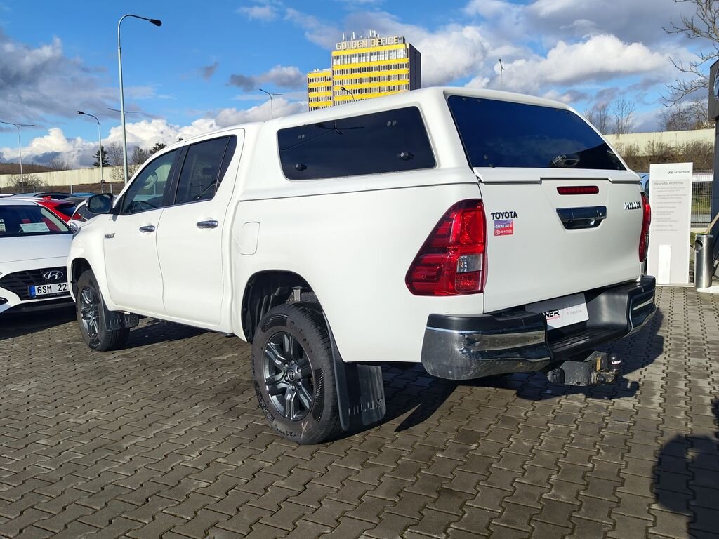 Toyota Hilux Pick-up 2,8 l 150 kw