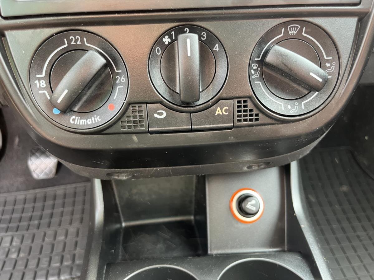 Volkswagen Fox Hatchback 1,2 l 40 kw