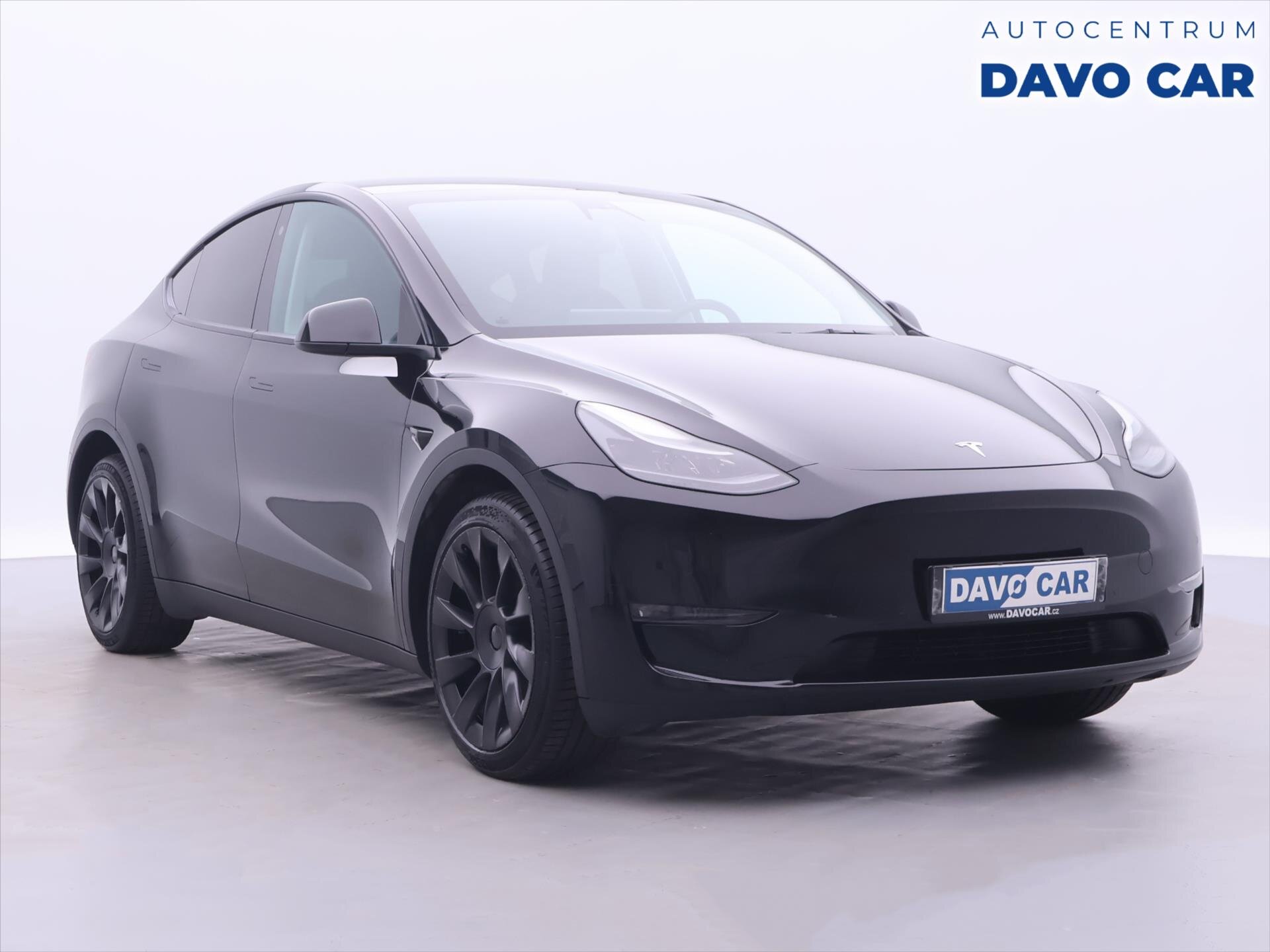 Tesla Model Y SUV / Terénní 0,0 75 kw