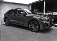 Audi Q8 SUV / Terénní 3,0 l 210 kw