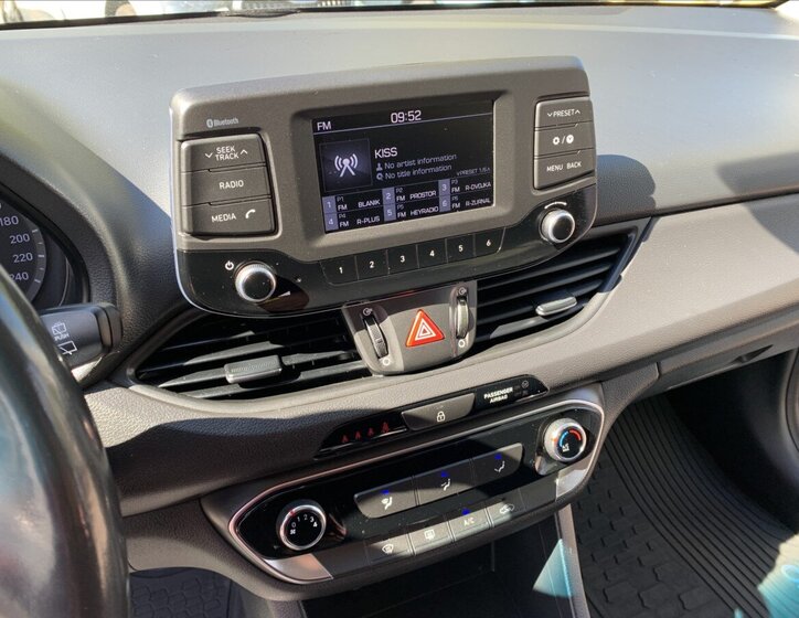 Hyundai i30 Kombi 1,6 l 81 kw