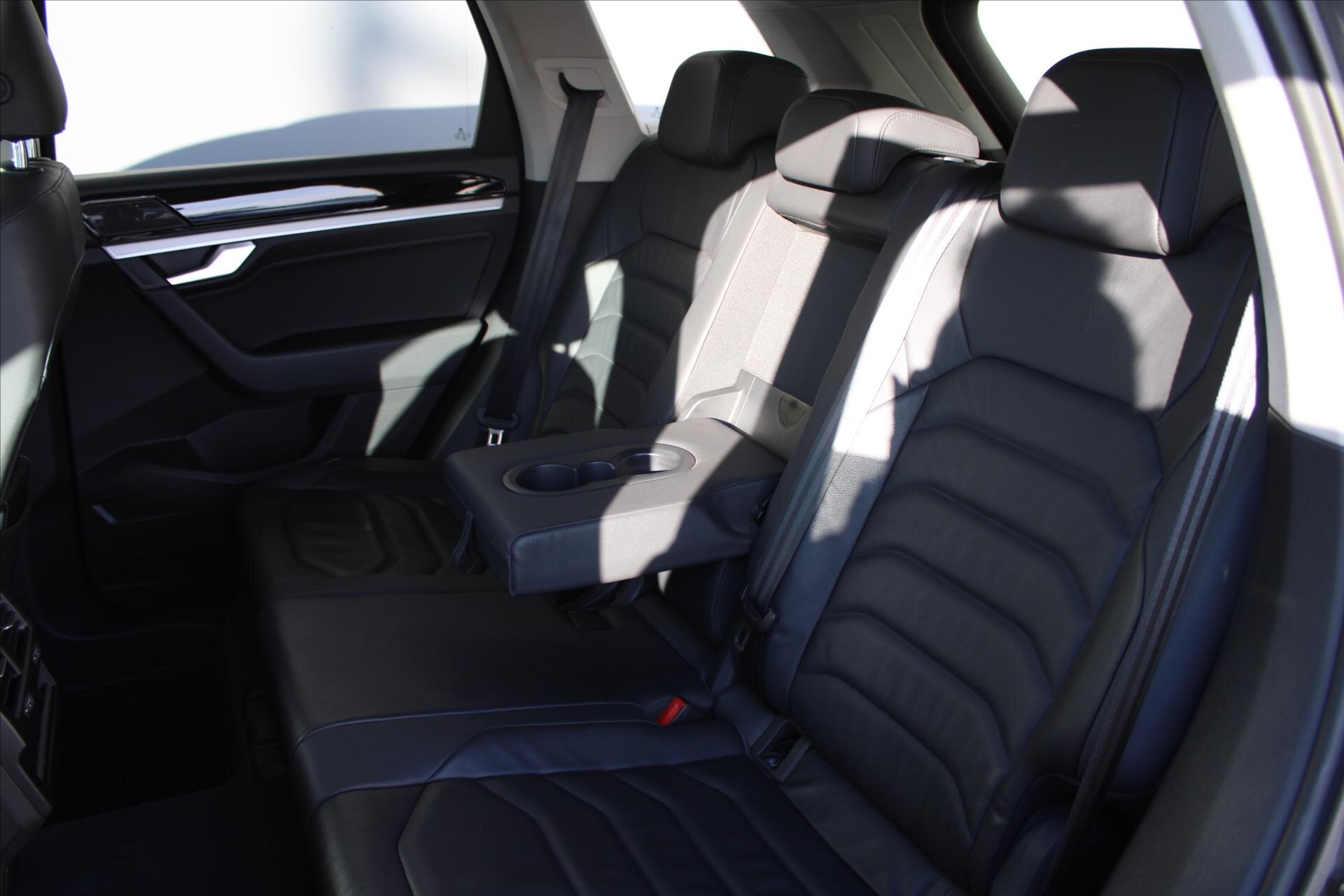 Volkswagen Touareg SUV / Terénní 3,0 l 170 kw