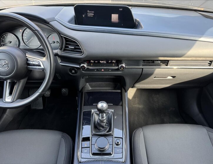 Mazda CX-30 CUV / Crossover 2,0 l 90 kw