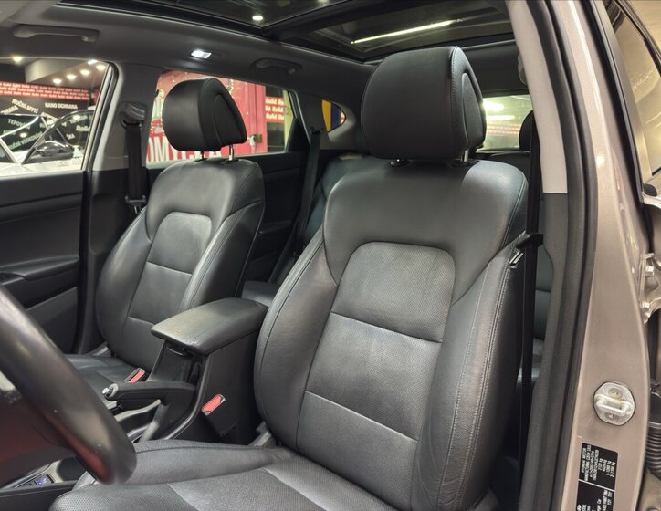 Hyundai Tucson SUV 1,6 l 130 kw