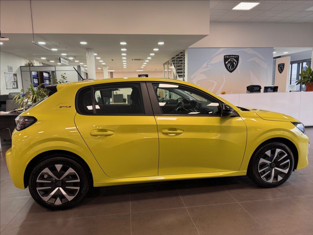 Peugeot 208 Hatchback 1,2 l 74 kw