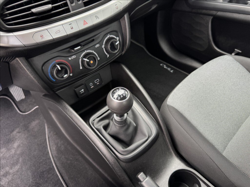 Fiat Tipo Sedan / Limuzína 1,4 l 70 kw