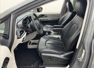 Chrysler Pacifica MPV 3,6 l 214 kw