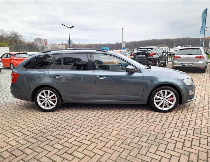 Škoda Octavia Kombi 2,0 l 135 kw
