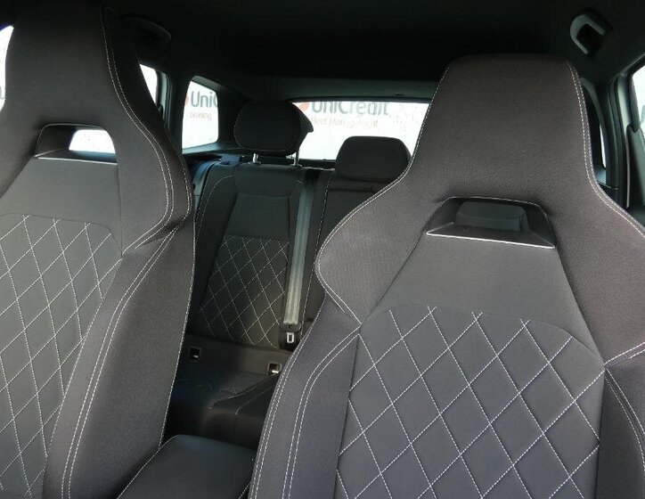 Škoda Karoq SUV / Terénní 1,5 l 110 kw