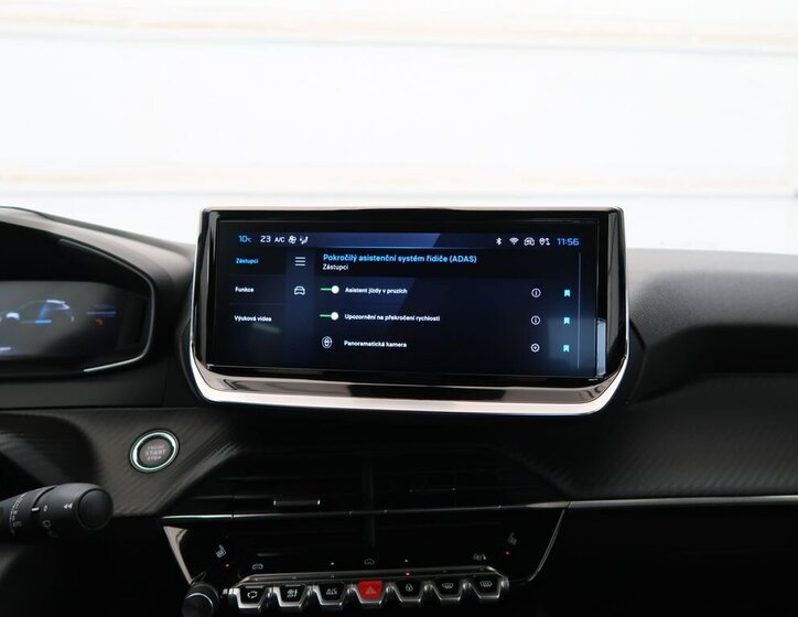 Peugeot 208 Hatchback 1,2 l 74 kw