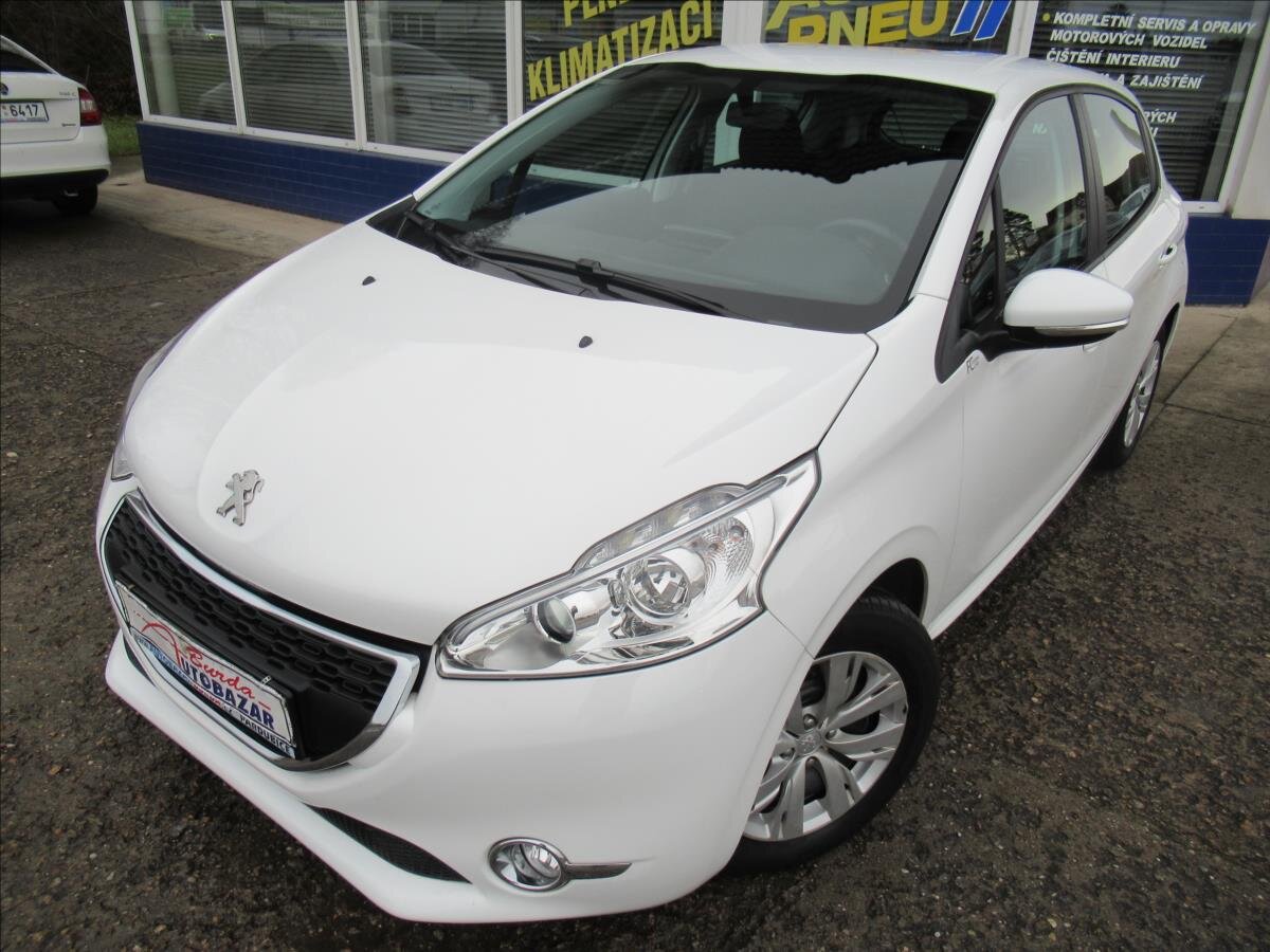 Peugeot 208 Hatchback 1,2 l 60 kw