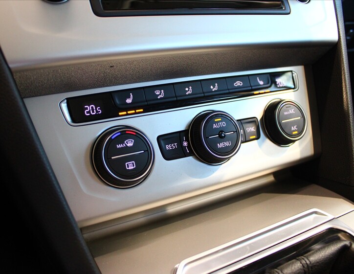 Volkswagen Passat 19