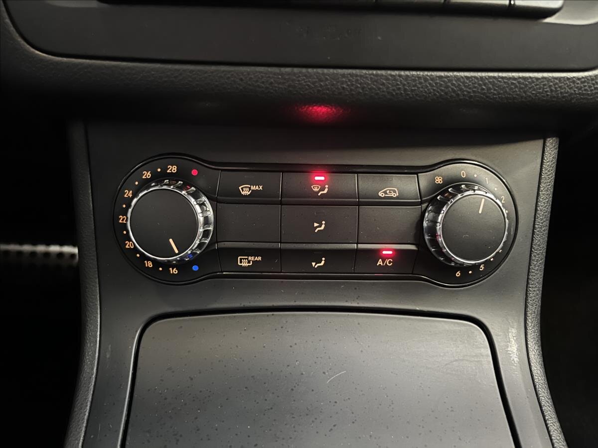 Mercedes-Benz Třídy B Hatchback 1,8 l 100 kw