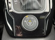 Volkswagen T-Roc SUV / Terénní 2,0 l 221 kw