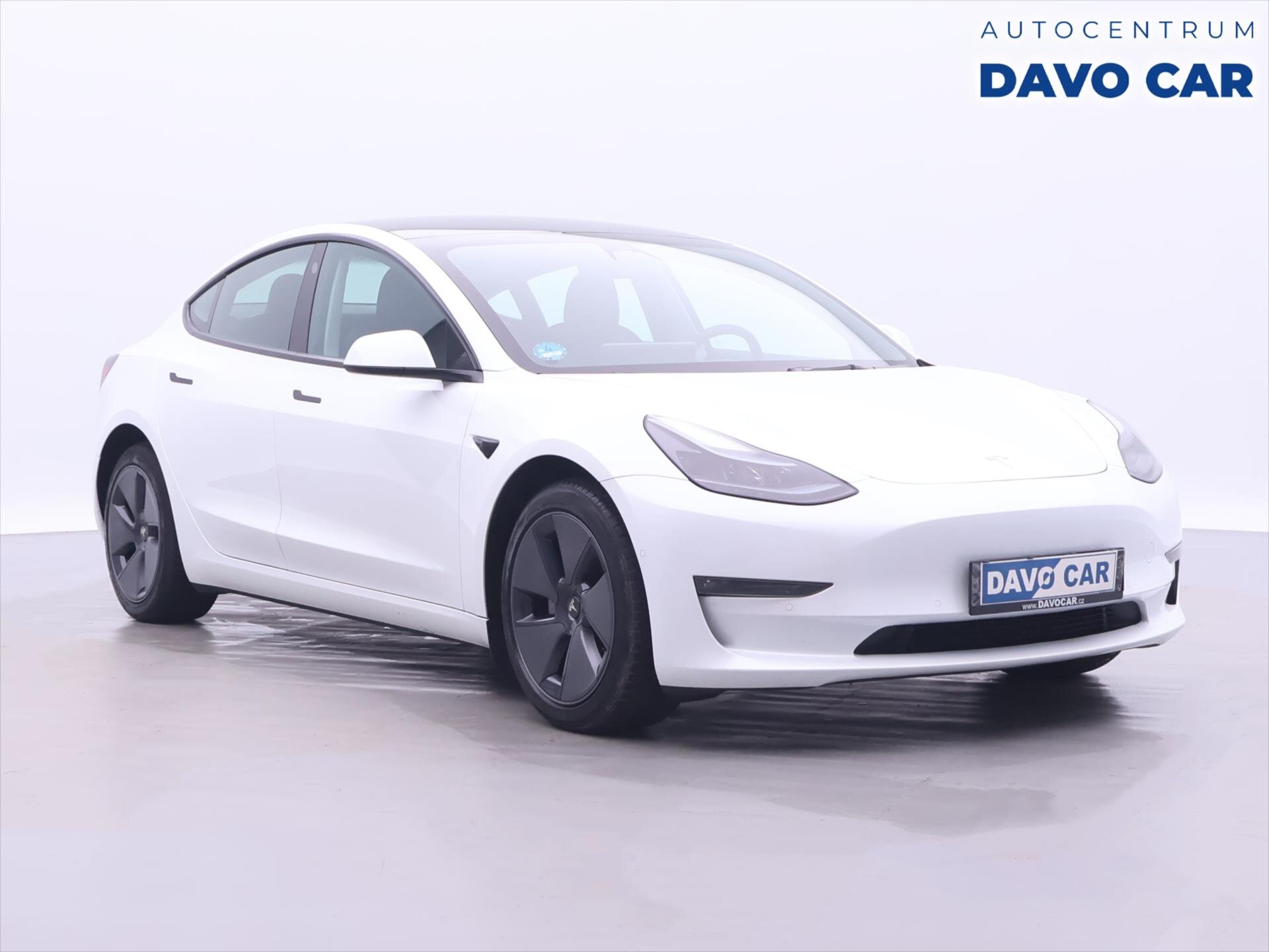 Tesla Model 3 Sedan 0,0 366 kw