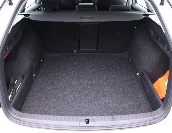 Škoda Octavia Kombi 2,0 l 85 kw