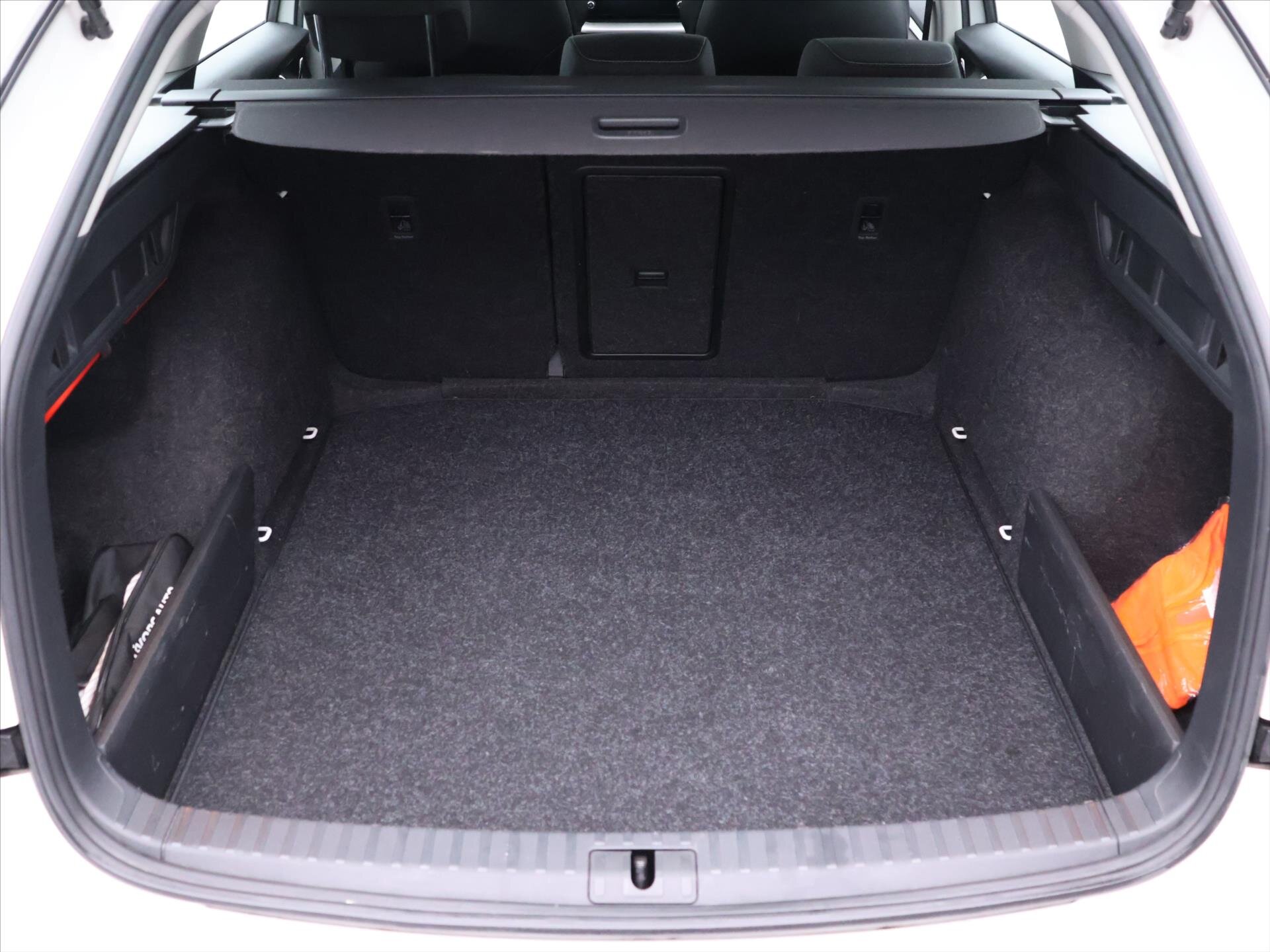 Škoda Octavia Kombi 2,0 l 85 kw