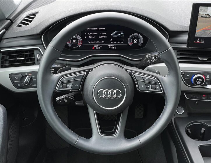 Audi A5 8