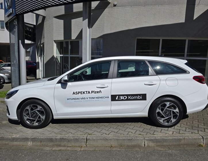 Hyundai i30 Kombi 998,0 73 kw