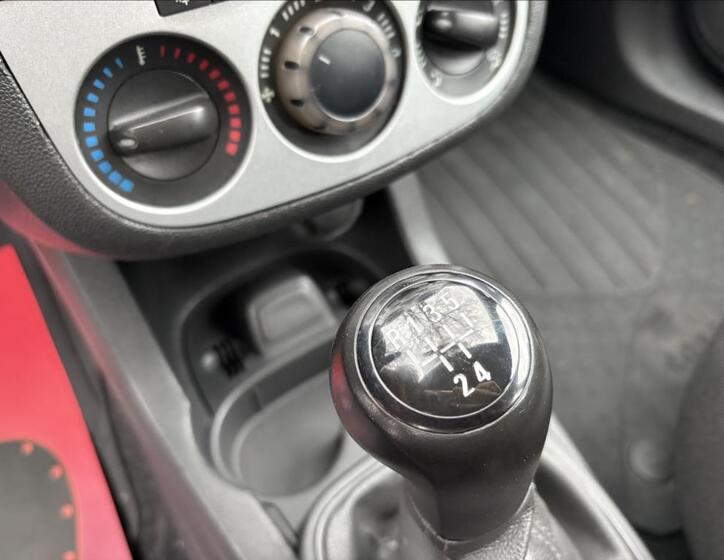 Opel Corsa 24