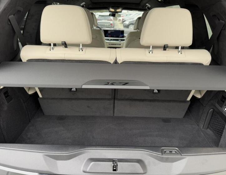 BMW X7 17