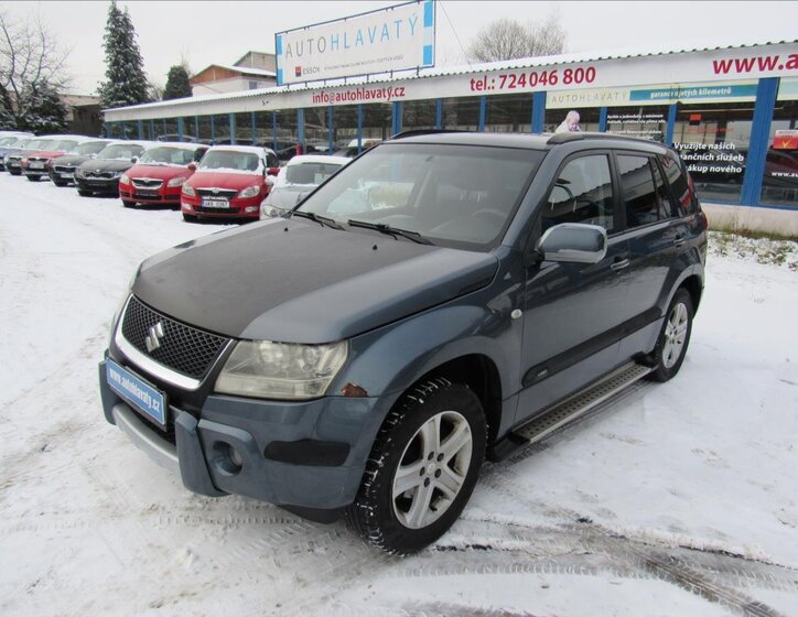 Suzuki Grand Vitara SUV / Terénní 2,0 l 103 kw
