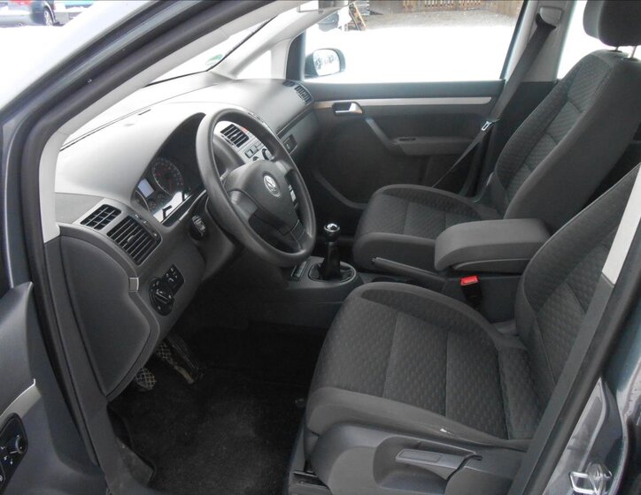 Volkswagen Touran MPV 2,0 l 103 kw