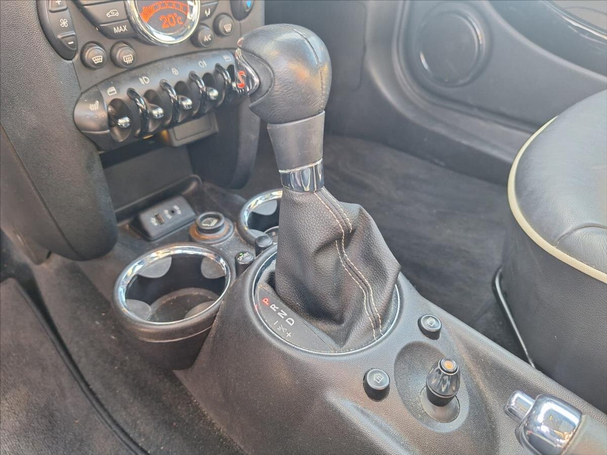 Mini Cooper Hatchback 1,6 l 135 kw