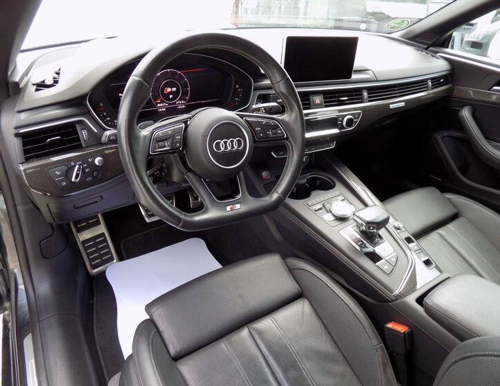 Audi S5 13
