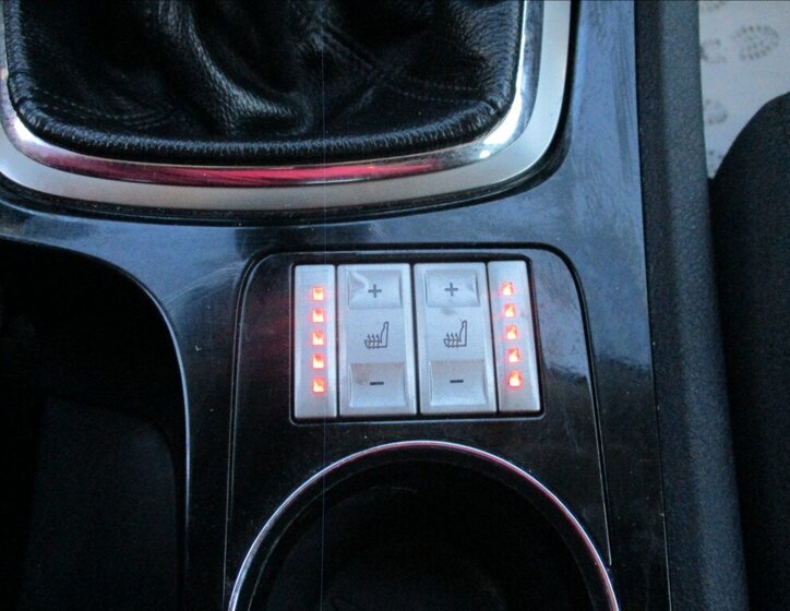 Ford Mondeo Liftback 2,0 l 103 kw