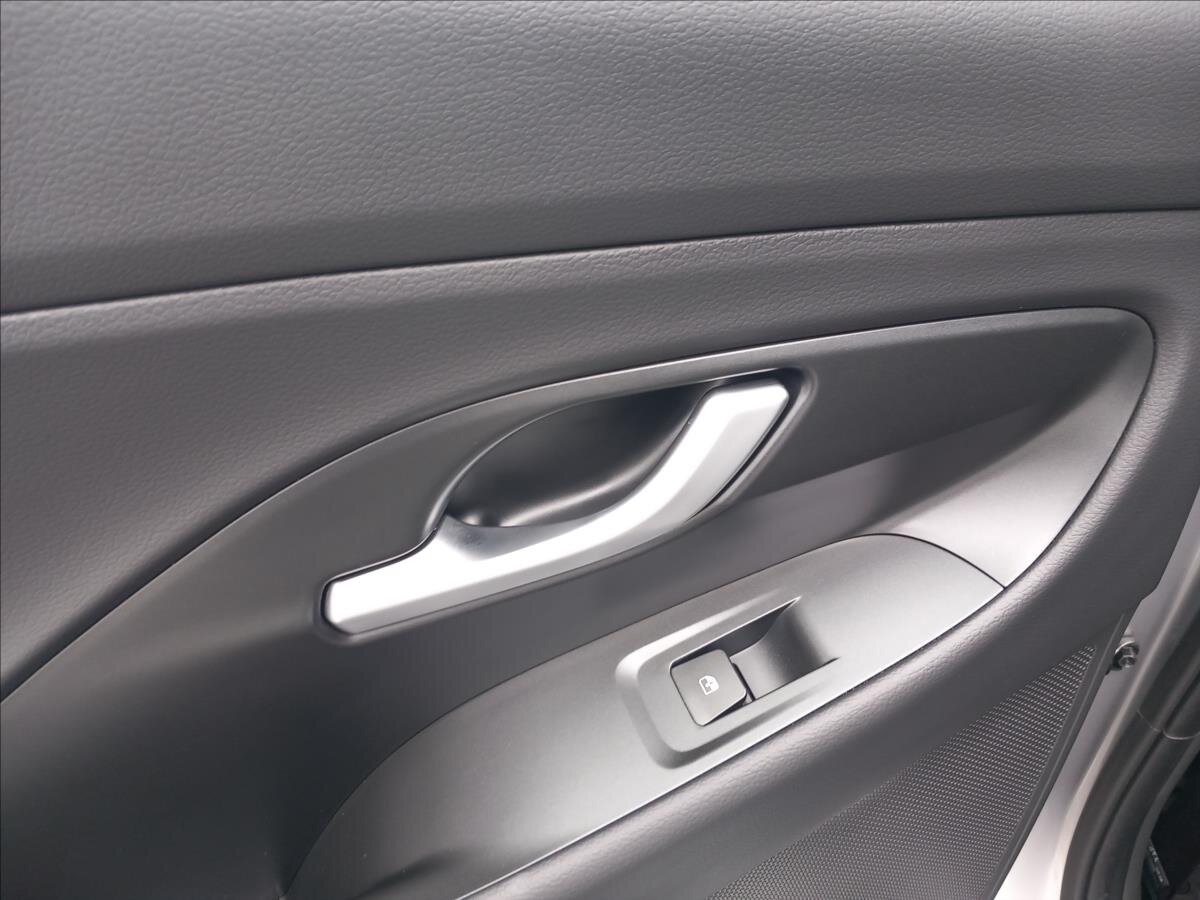 Hyundai i30 Hatchback 1,5 l 70 kw