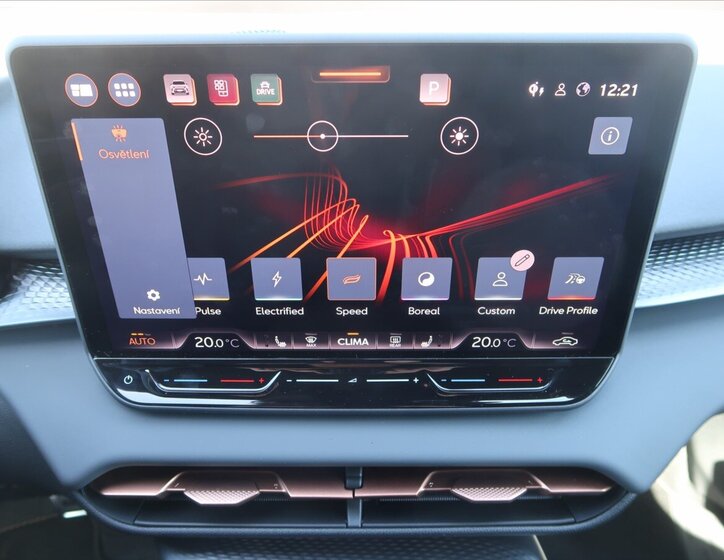Cupra Terramar SUV / Terénní 2,0 l 195 kw