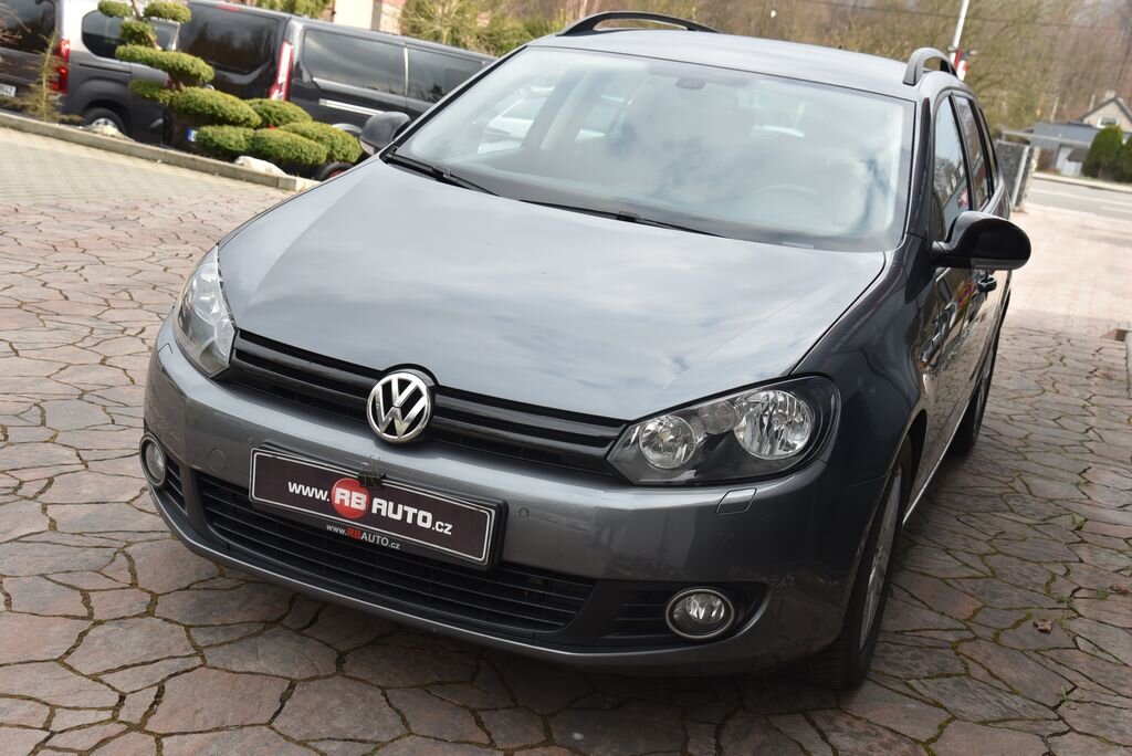 Volkswagen Golf Kombi 1,6 l 77 kw