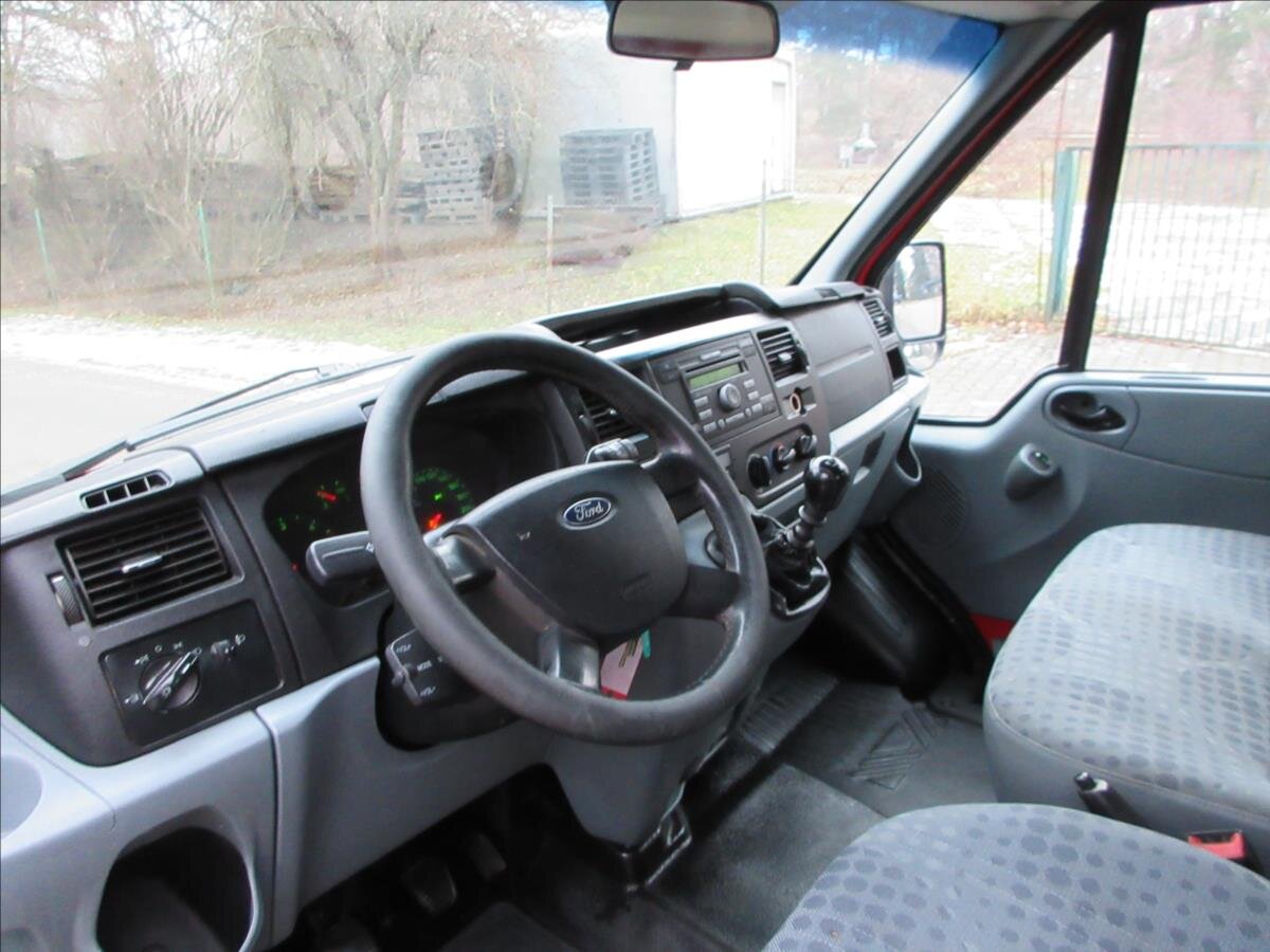 Ford Transit Valník 2,4 l 103 kw