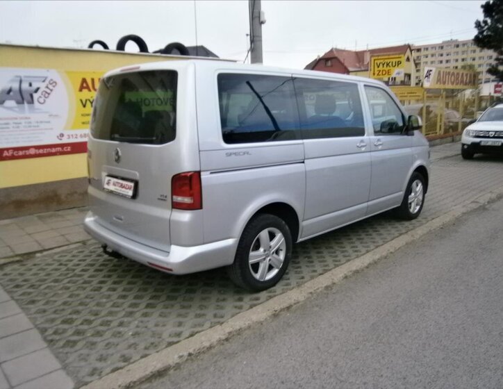 Volkswagen Multivan Kombi 2,0 l 103 kw