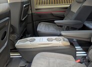 Volkswagen Multivan VAN / Minibus 1,5 l 180 kw