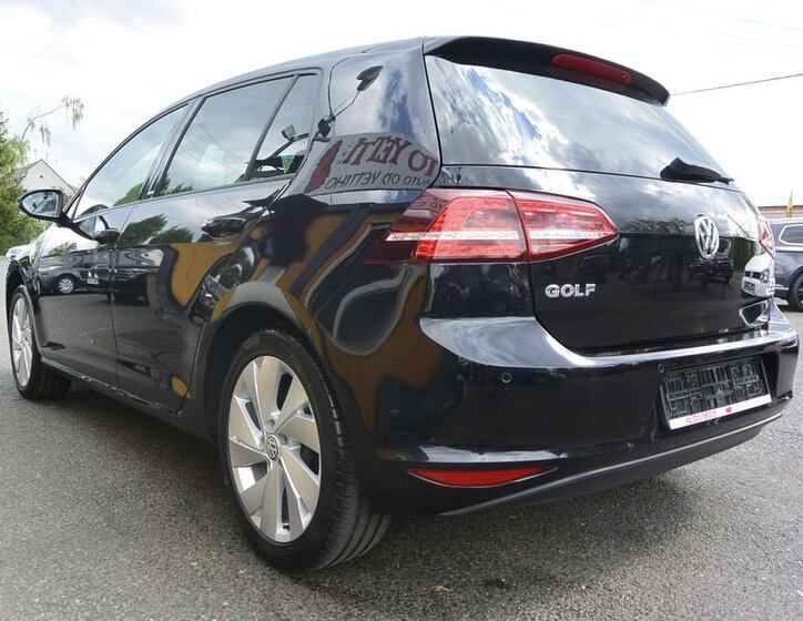 Volkswagen Golf Hatchback 1,2 l 63 kw