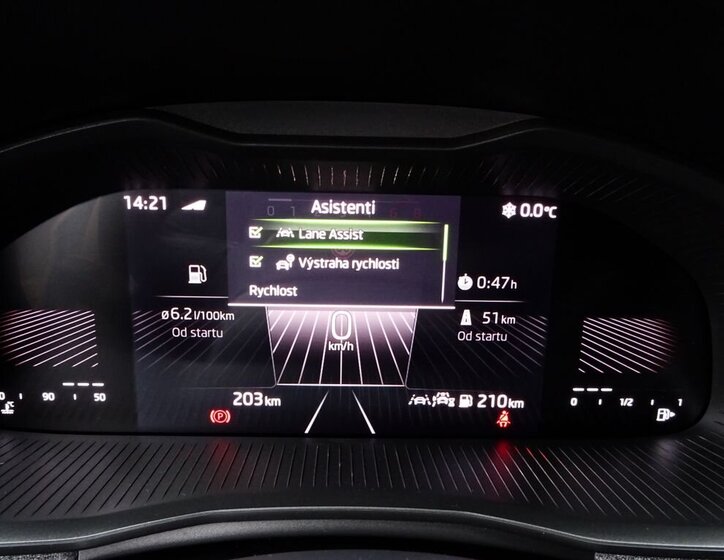 Škoda Kamiq Hatchback 999,0 70 kw